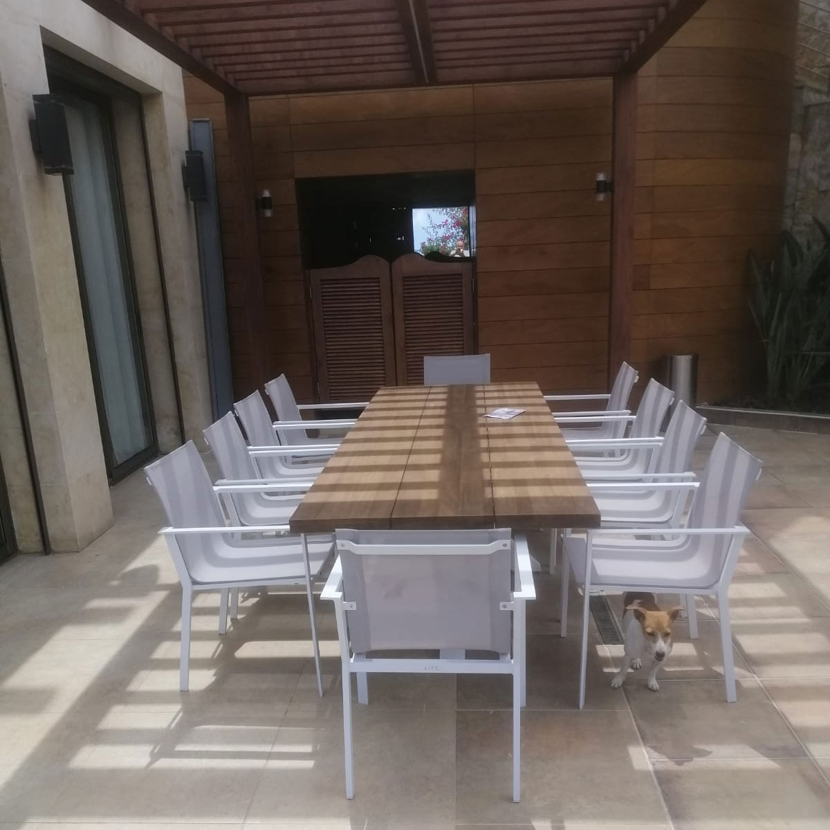 LIFE HOLLAND Soho Dining Chair Stackable White Mouse-LIFE HOLLAND TexasNevada Cross Table White - Robust Teak - 280x100 cm